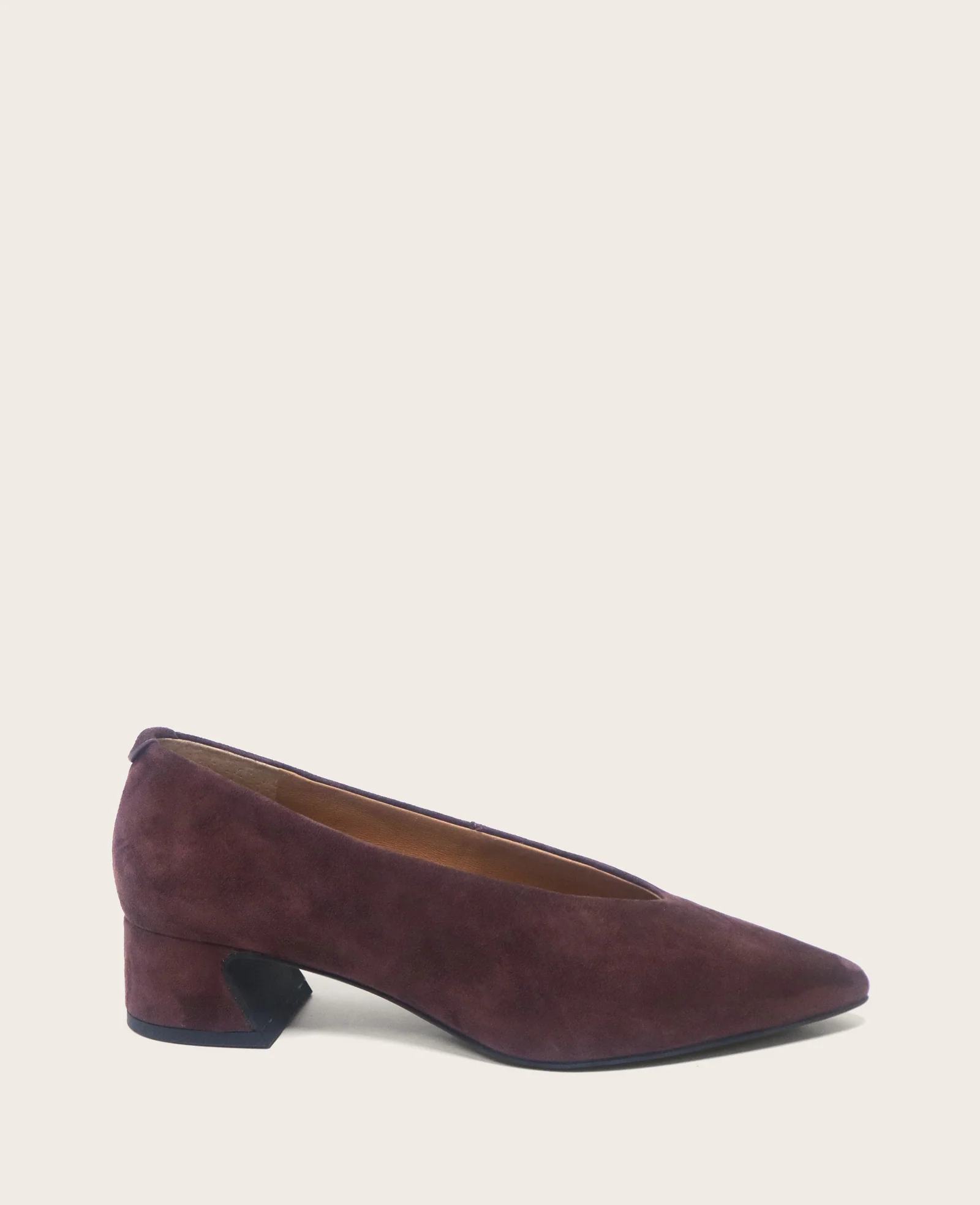 GENTLE SOULS - Galleria Suede Pump