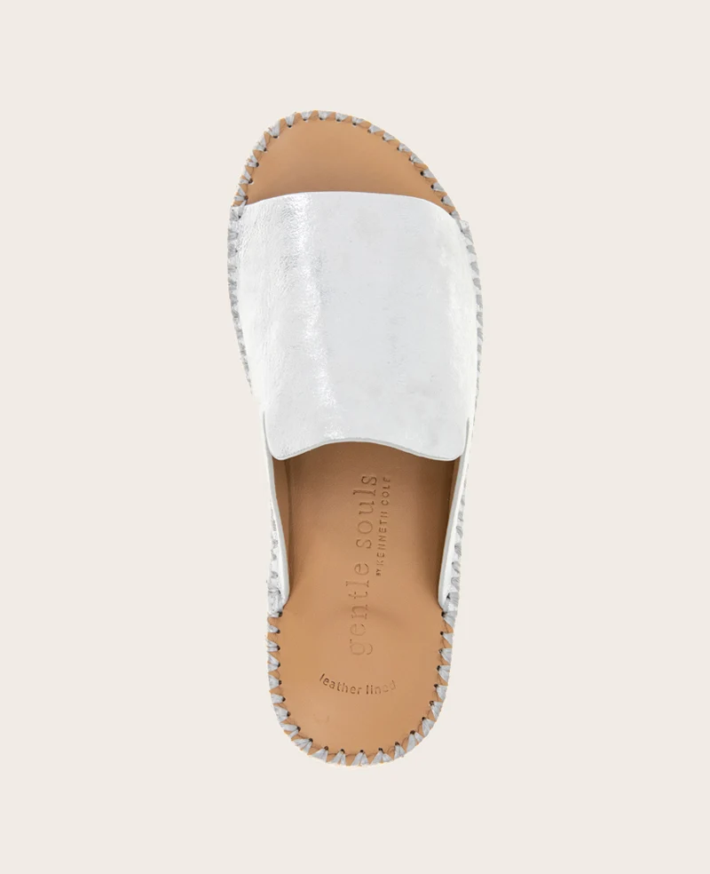 GENTLE SOULS - Leilani Metallic Platform Slip On Sandal - Image 4