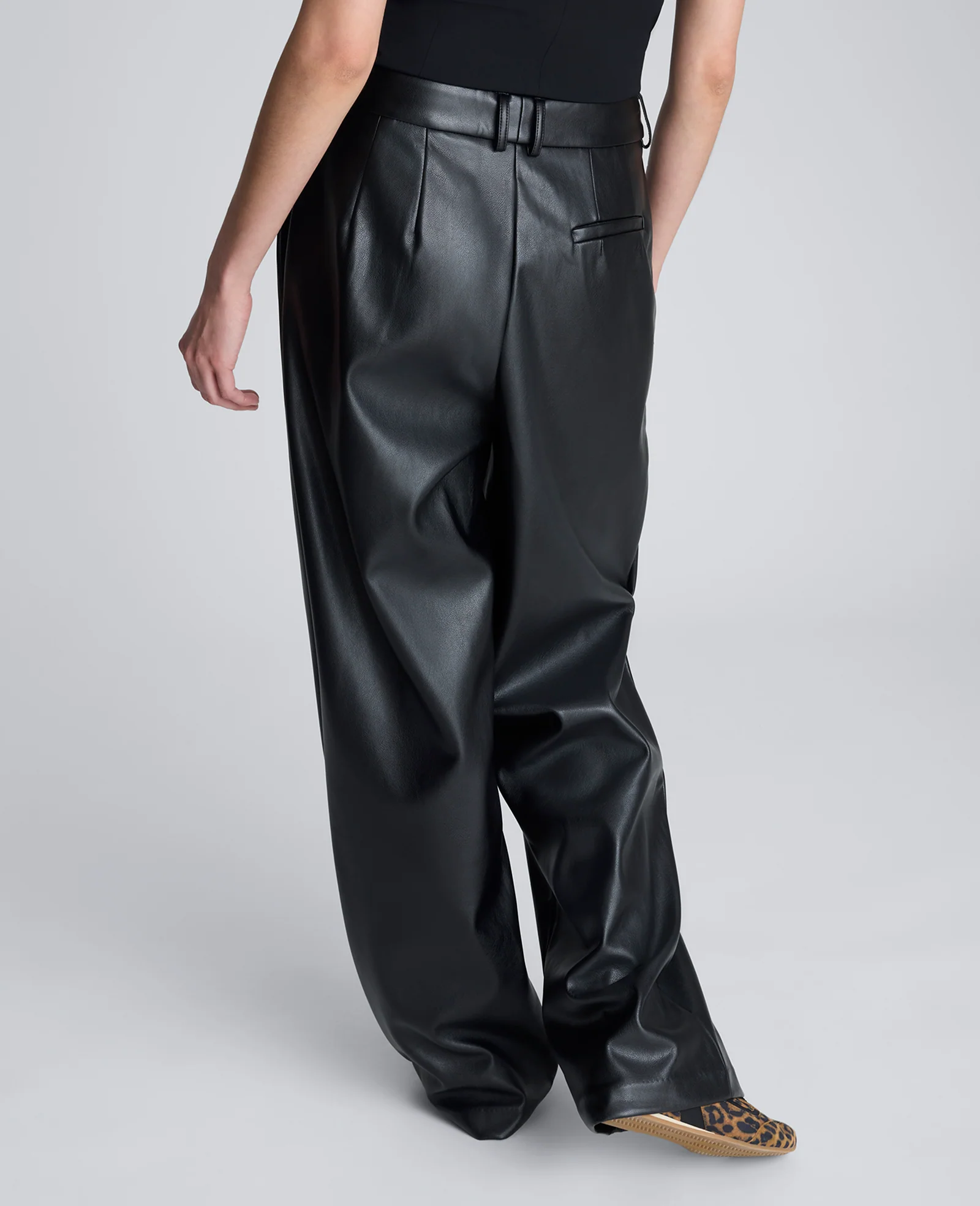 High Rise Fly Front Double Pleat Wide Leg Pant - Image 3