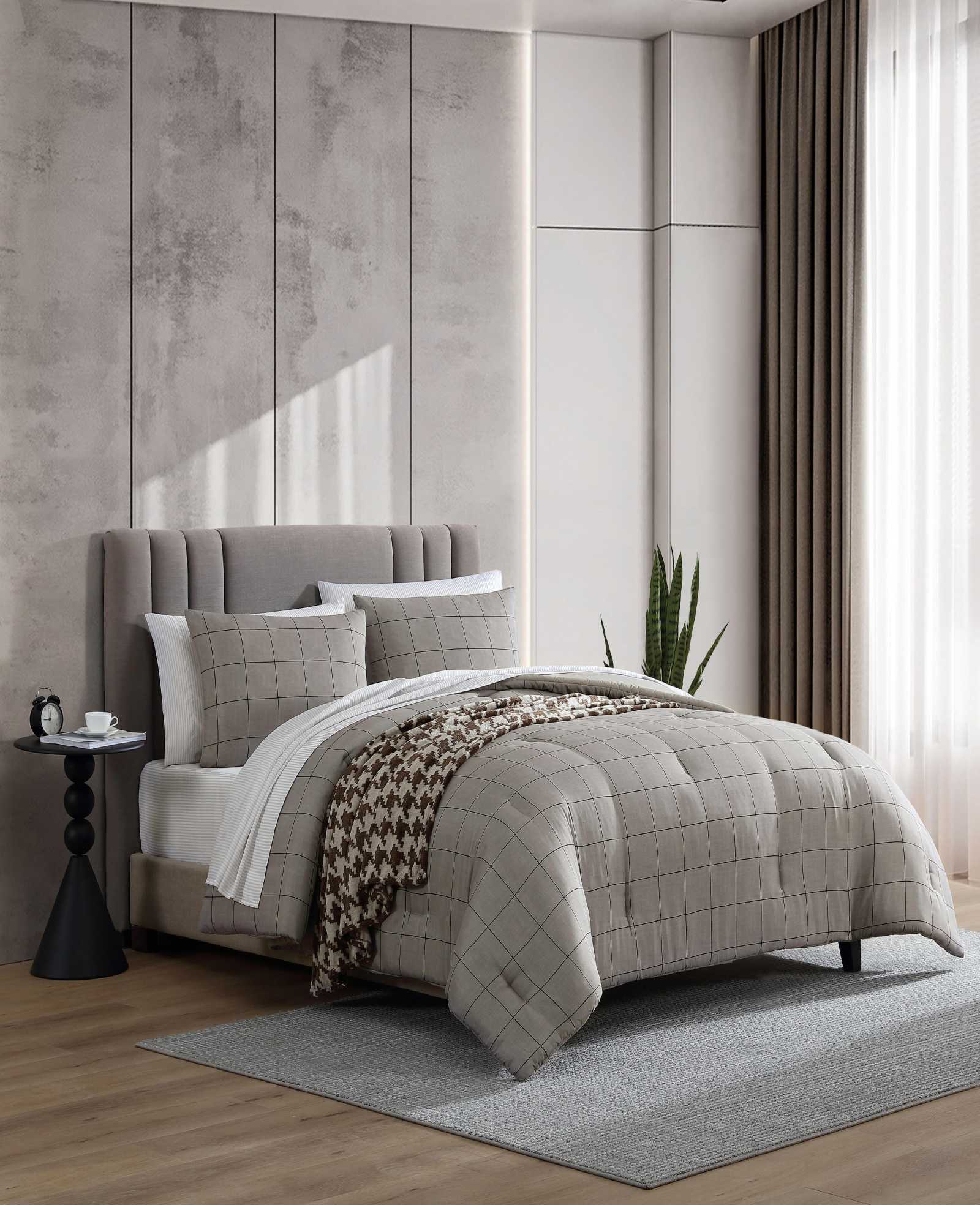 Holden Grid Comforter Set - Image 2