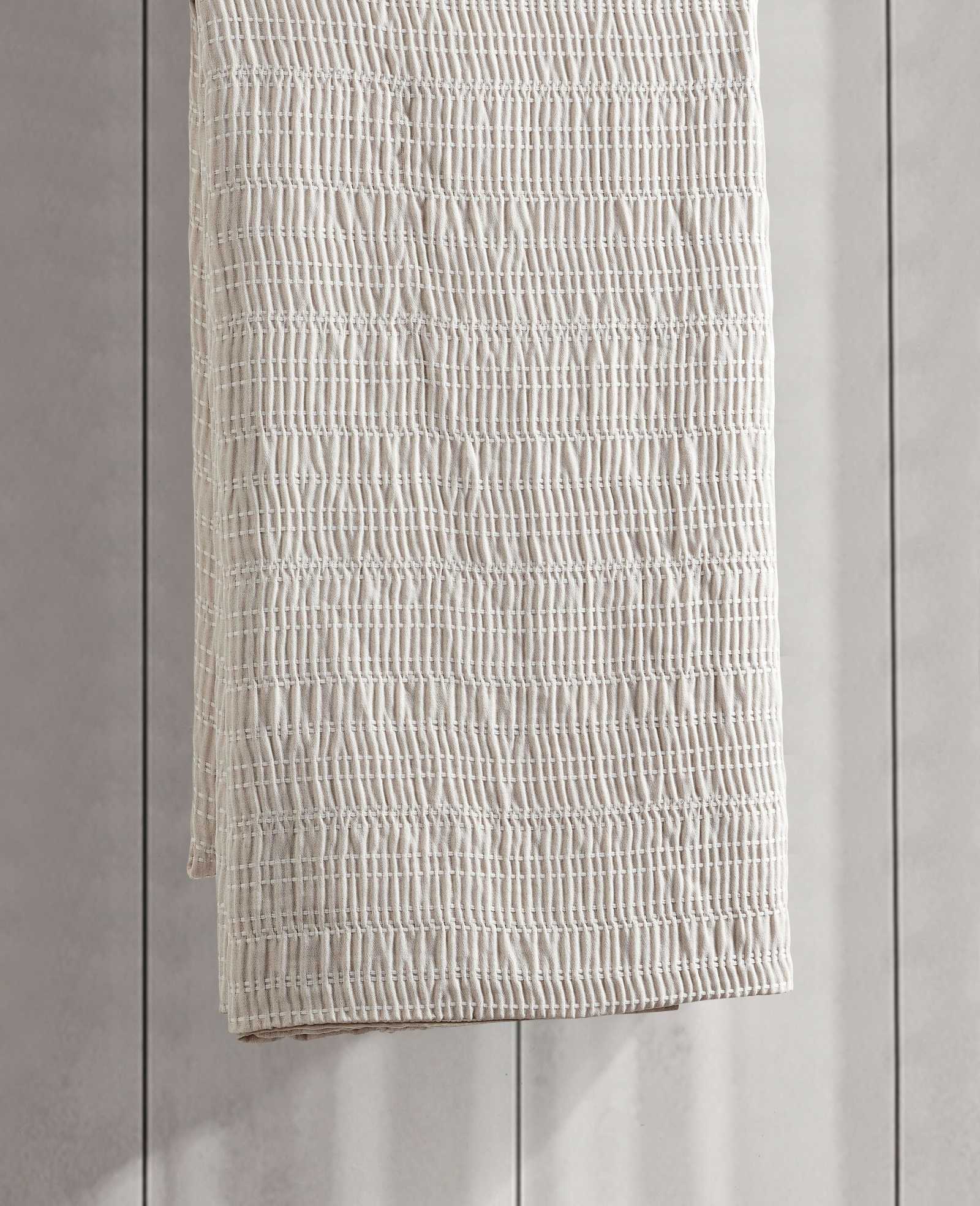 Stitched Gauze Comforter Set - Image 5