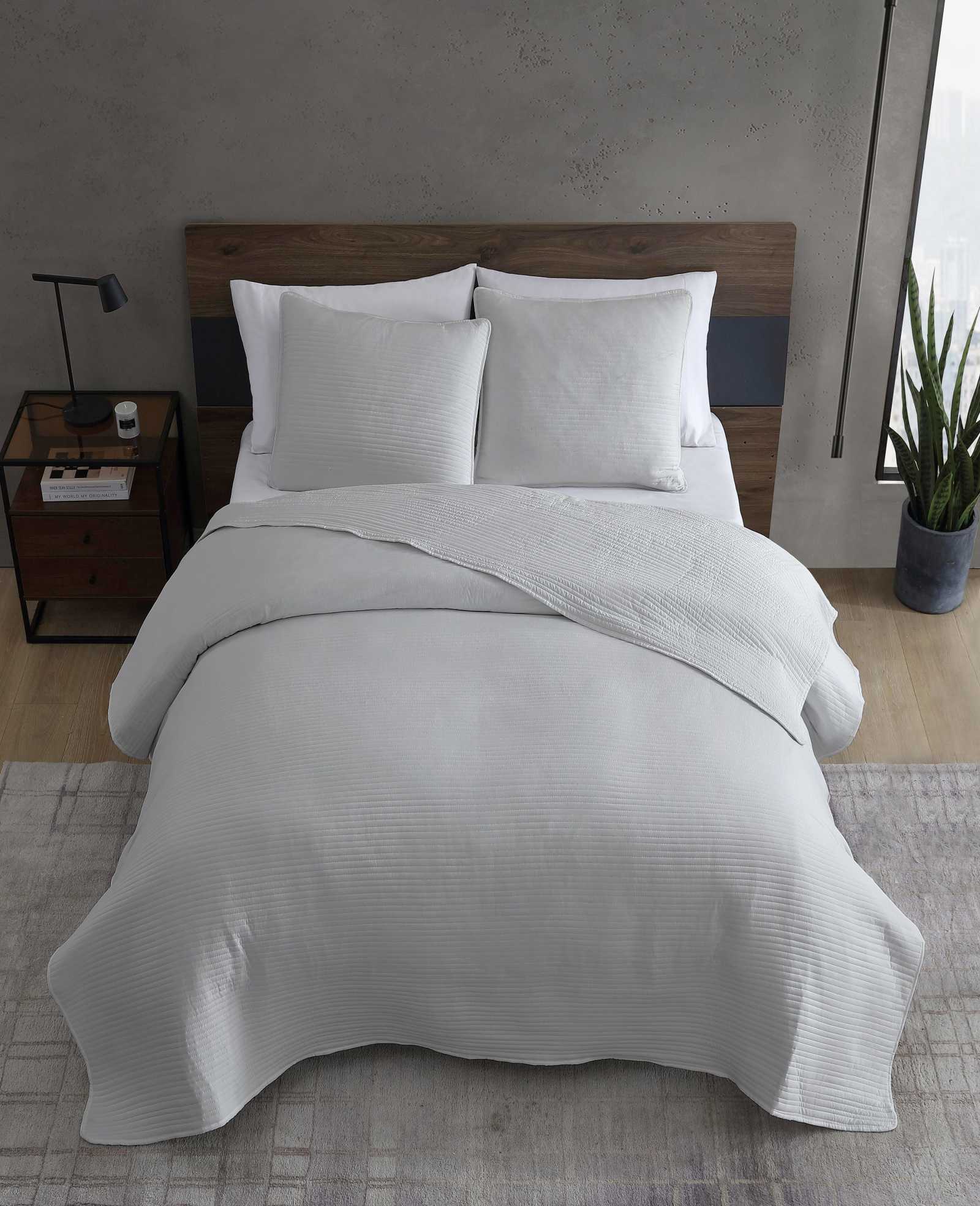 Washed Channel Quilt Set - Image 3