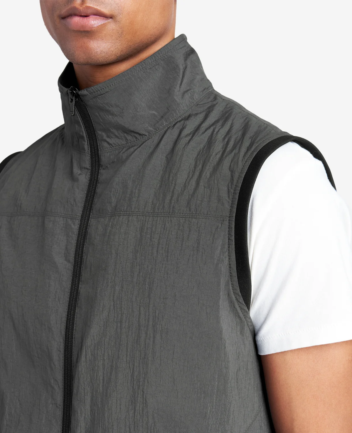 Lightweight Water-Resistant Vest - Image 4