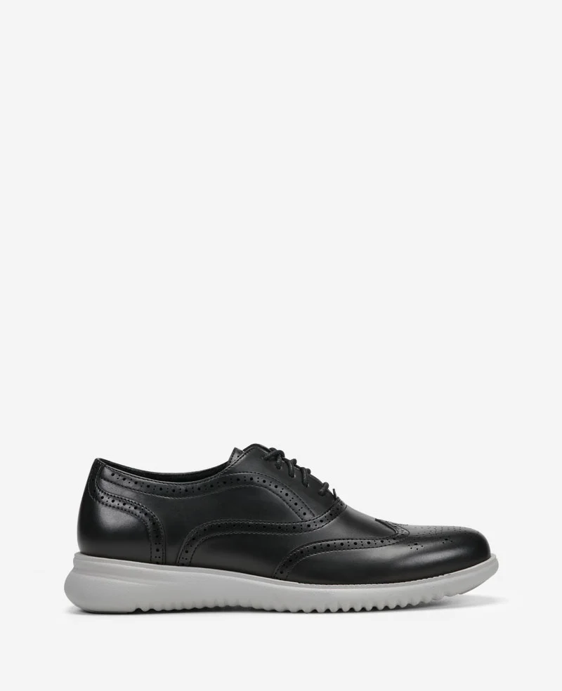 REACTION - Nio Wing Lace Up