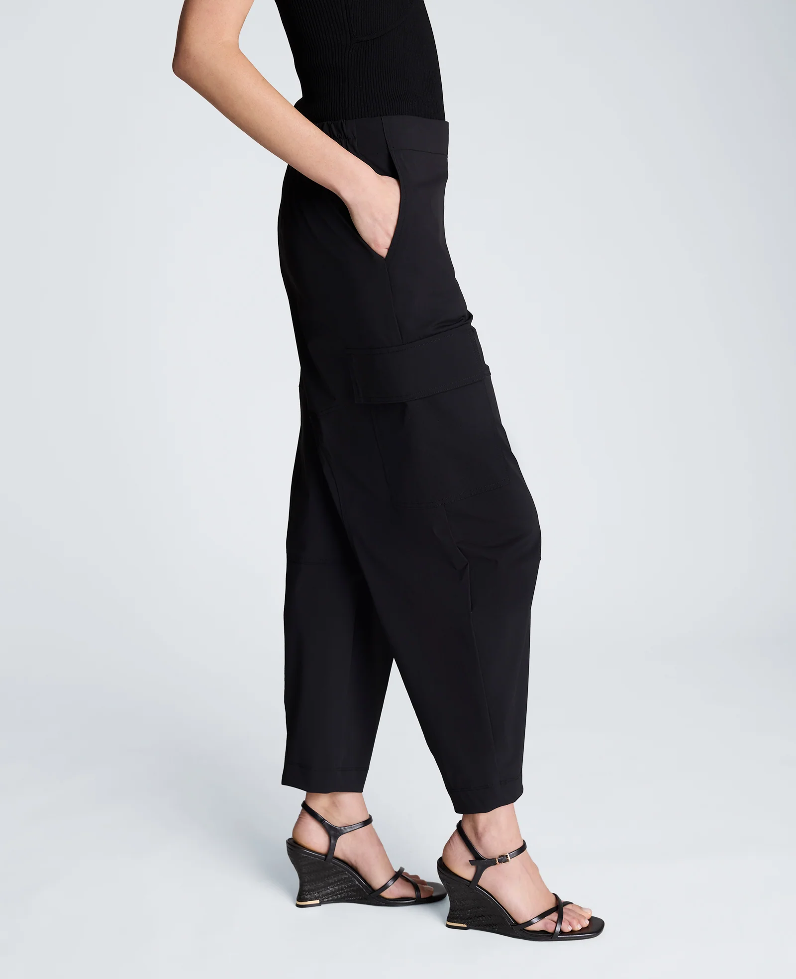 Pull On Barrel Leg Pant with Cargo Pockets - Image 5