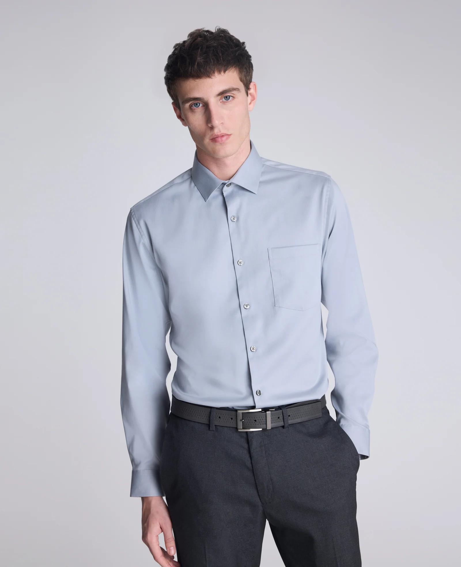 REACTION - Slim-Fit Button-Down Dress Shirt