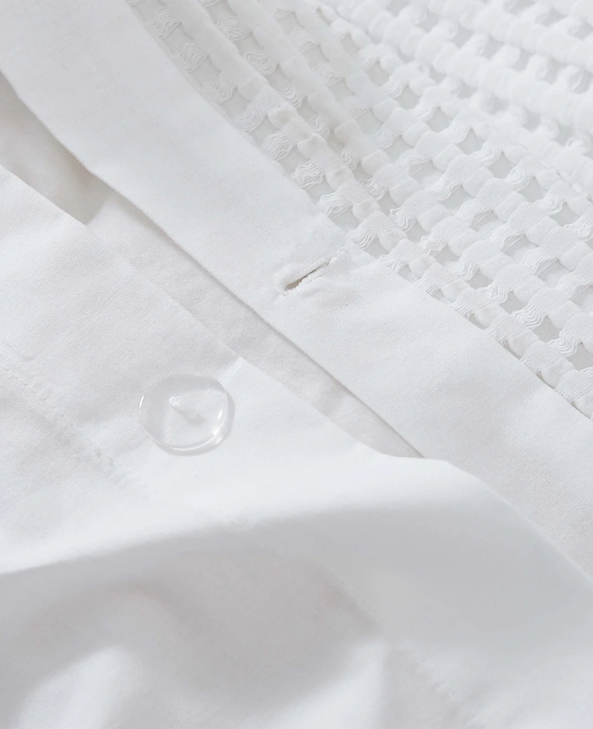 Reversible Solid White Waffle Duvet Cover Set - Image 17