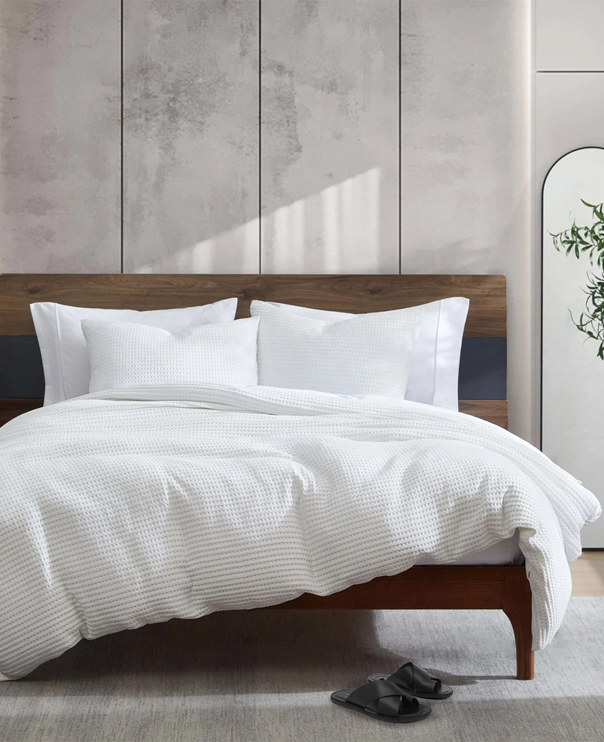 Reversible Solid White Waffle Duvet Cover Set - Image 5