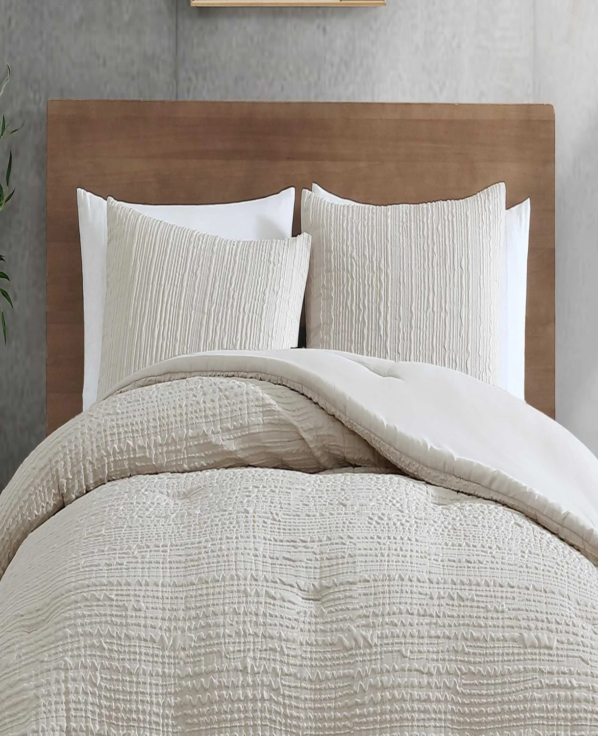 Serenity Wavy Lines Beige Comforter Set - Image 3