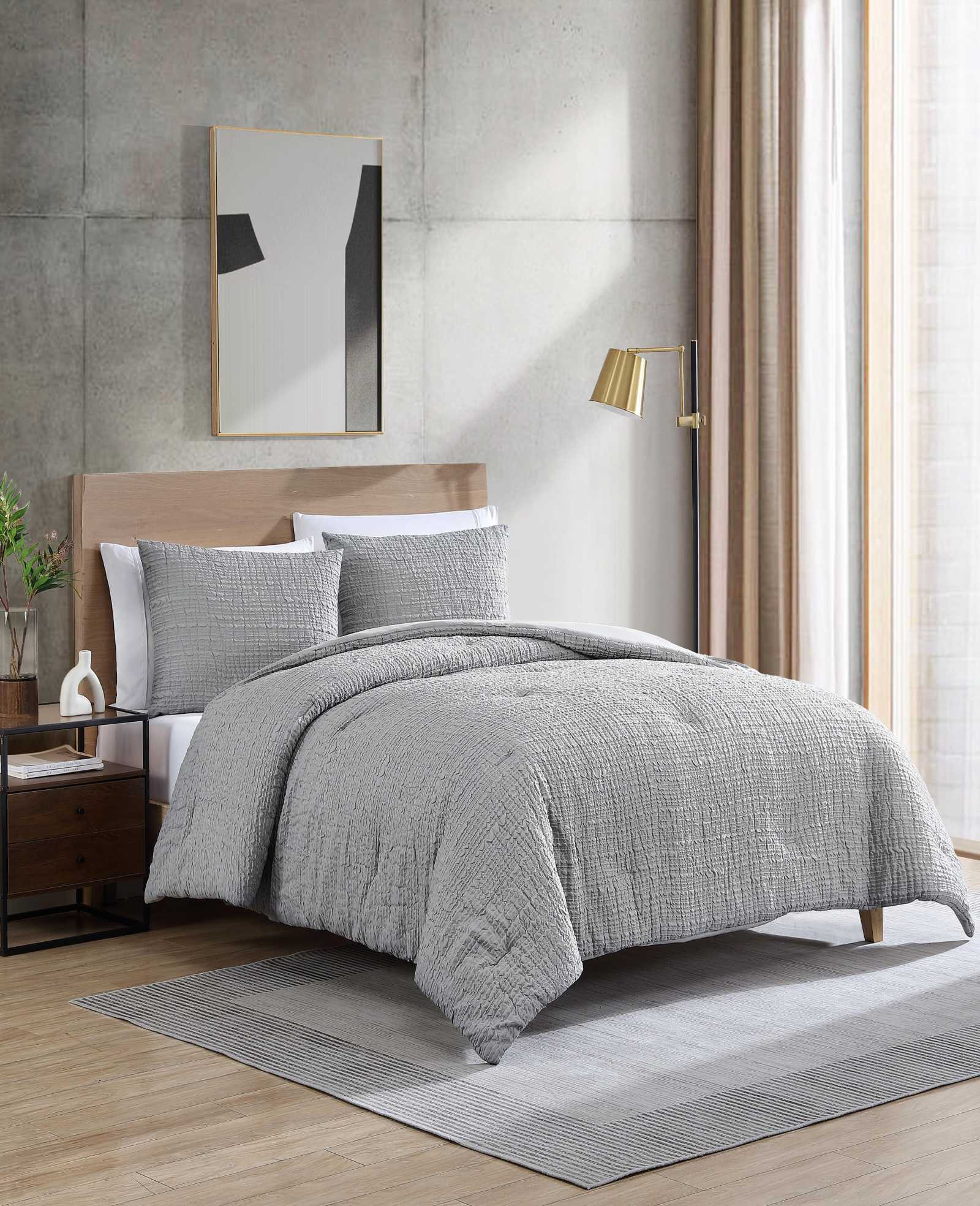 Serenity Wavy Lines Comforter Set - Image 2