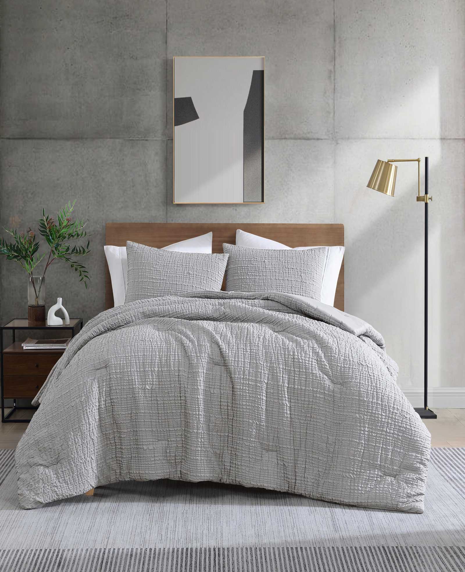 Serenity Wavy Lines Comforter Set - Image 5