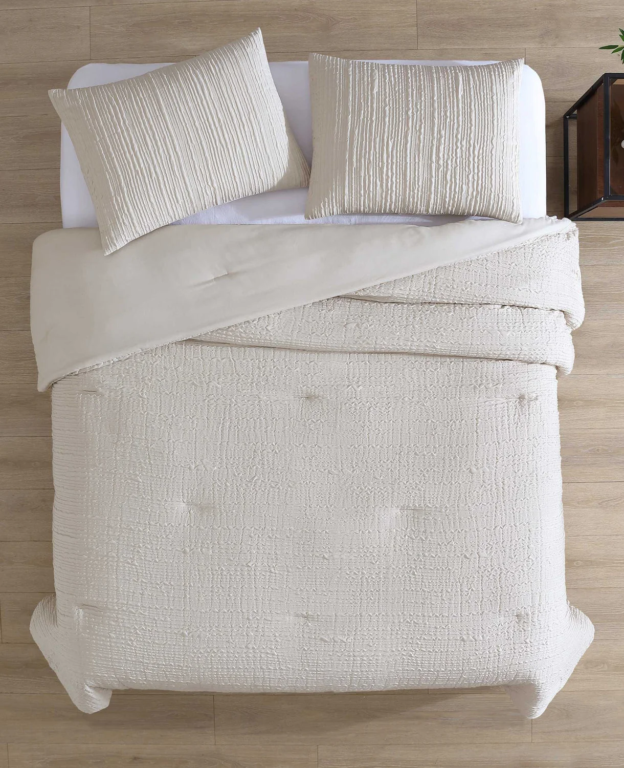 Serenity Wavy Lines Beige Duvet Cover Set - Image 7