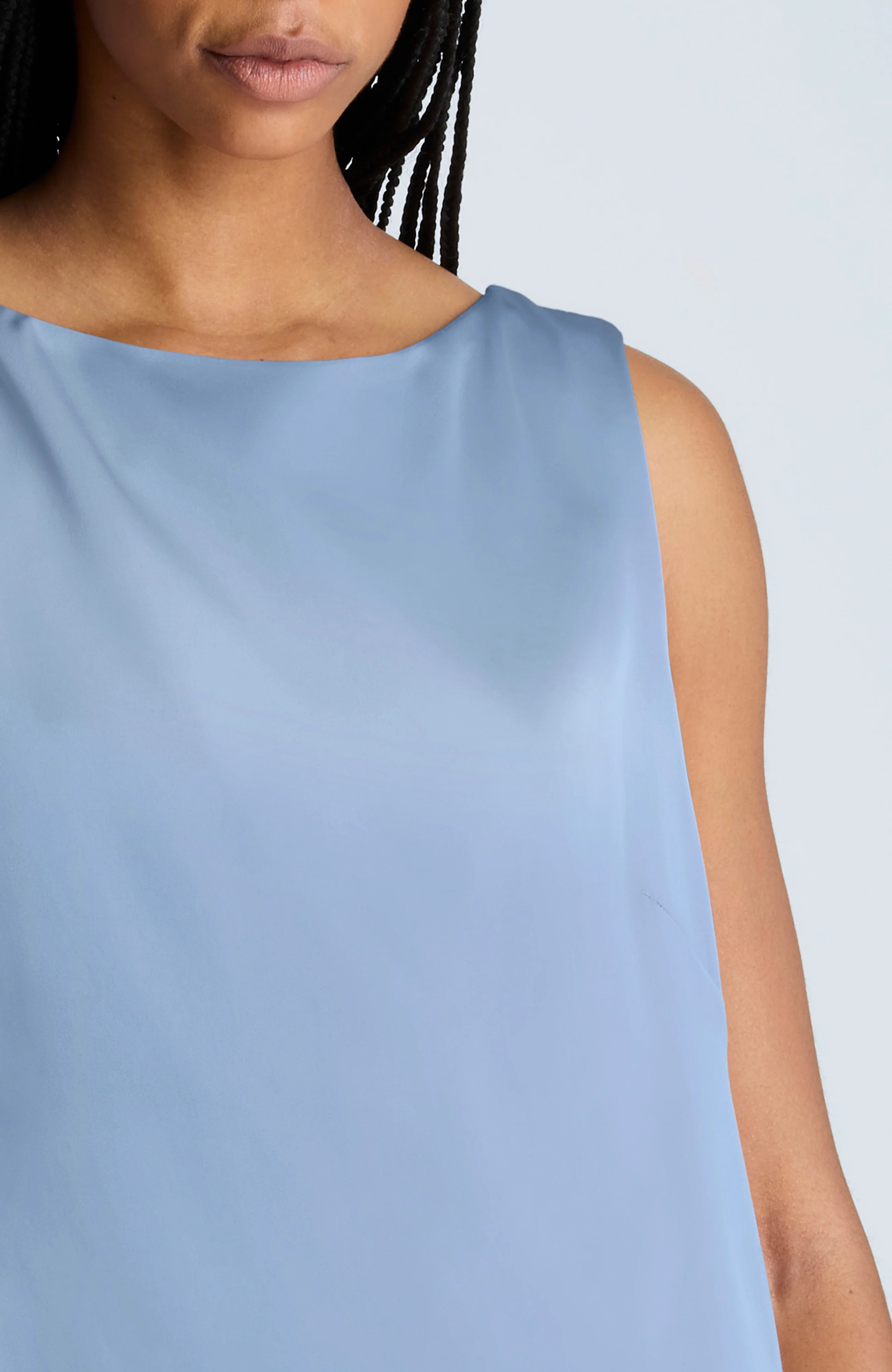 Sleeveless Draped Back Shift Dress - Image 5